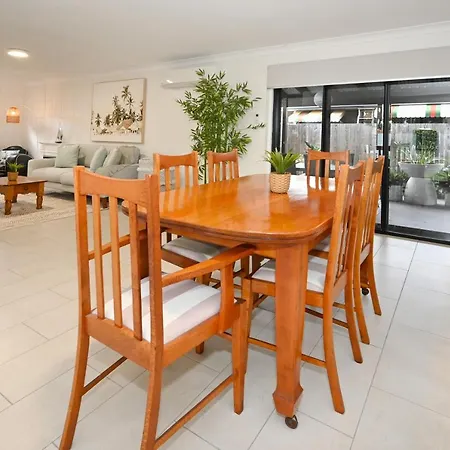 Lovely Beach House -Amazing Location, Pets - Zb9 Buddina Exterior photo