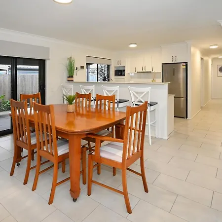 Lovely Beach House -Amazing Location, Pets - Zb9 Buddina Exterior photo