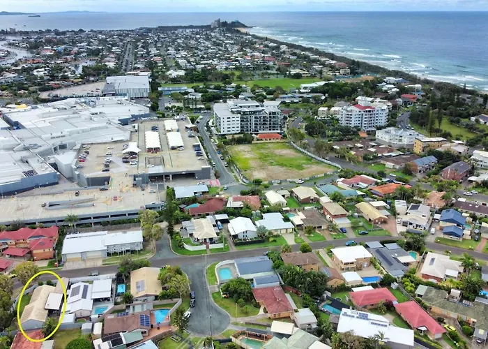Lovely Beach House -Amazing Location, Pets - Zb9