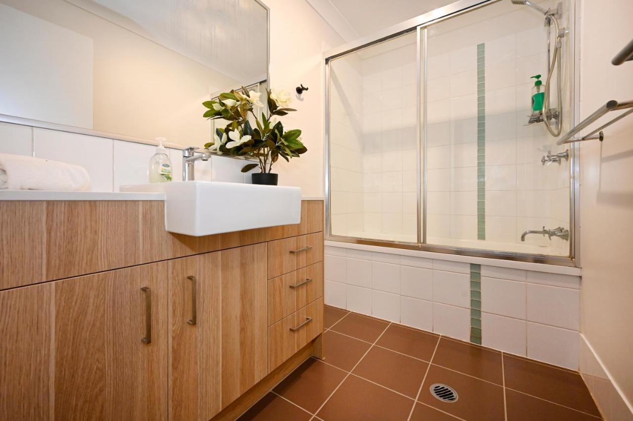 Holiday home Lovely House -amazing Location, Pets - Zb9 *